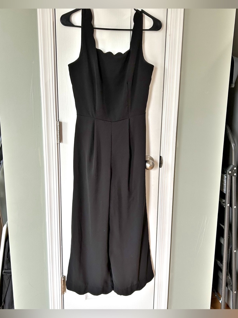 Monteau Los Angeles Black Scallop Trim Wide Leg Jumpsuit Small